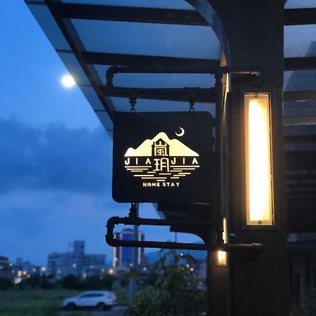 Lan Yue Homestay Toucheng Exteriör bild