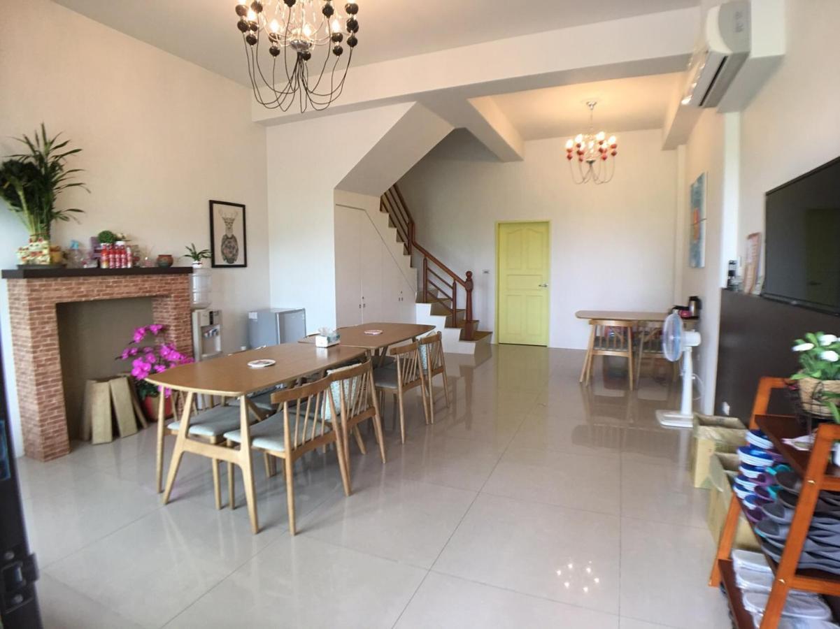Lan Yue Homestay Toucheng Exteriör bild