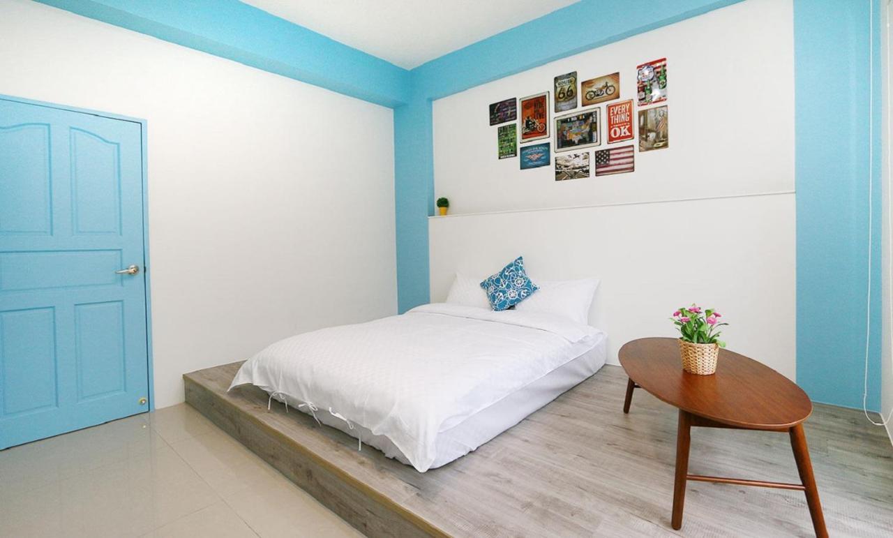 Lan Yue Homestay Toucheng Exteriör bild